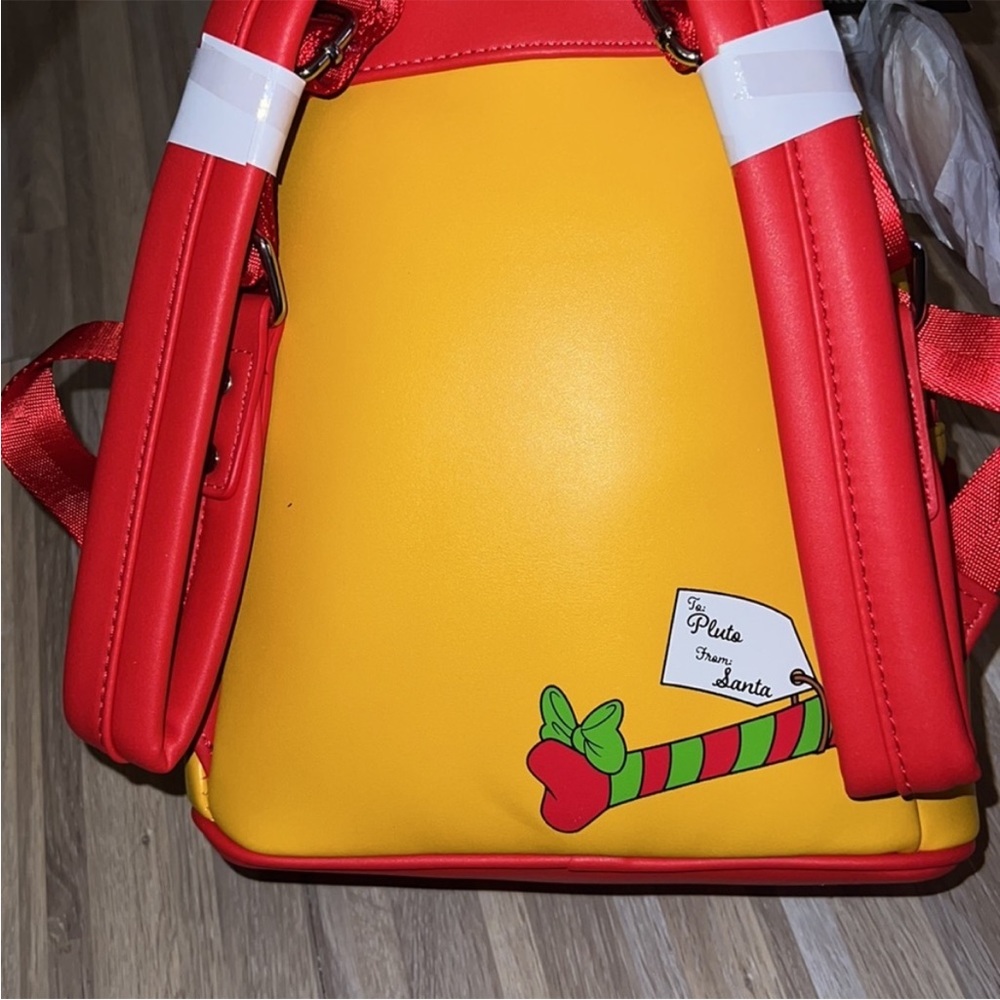 LOUNGEFLY DISNEY Pluto letters to Santa mini backpack - Picture 3 of 5